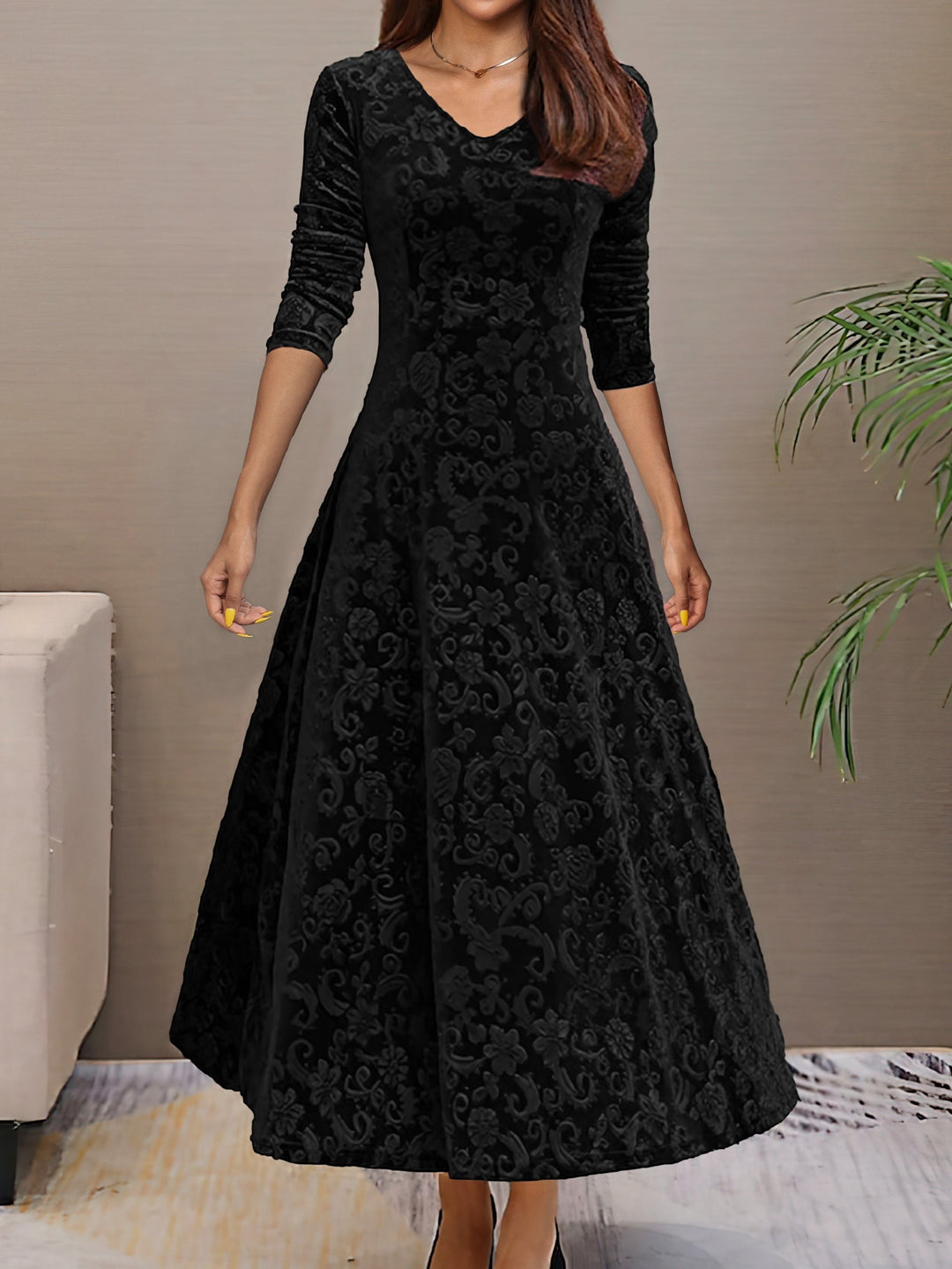Kylie™ | Holiday Velvet Maxi Dress